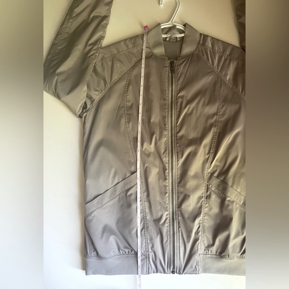 Lululemon Trace Back Bomber Jacket - Picture 9 of 11